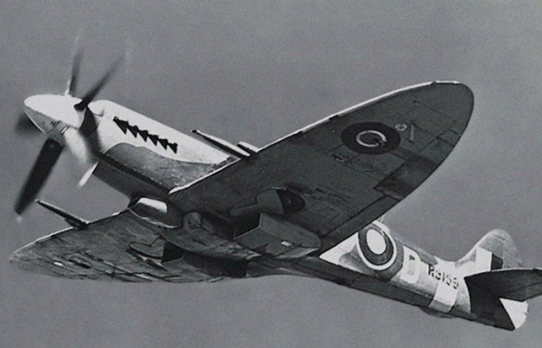 Supermarine Spitfire Mk XIV./ Фото: bibia.ru Supermarine Spitfire Mk XIV./ Фото: bibia.ru