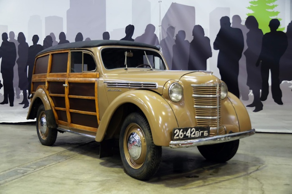 Советская версия автомобиля с деревянными элементами. /Фото: drive2.ru