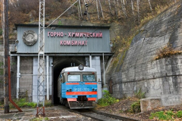 Один із тунелів на комбінат. /Фото: habr.com. Один из тоннелей на комбинат. /Фото: habr.com.