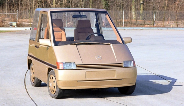 Потужність двигуна Mercedes-Benz NAFA складала 40 л./Фото: wikipedia.org Мощность мотора Mercedes-Benz NAFA составляла 40 л. с./ Фото: wikipedia.org