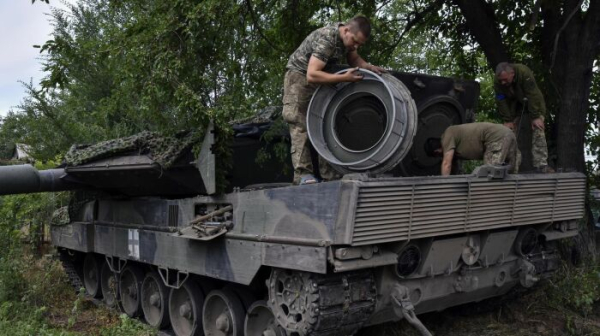 Обслуговування танків - то ще будинки. / Фото: ria.ru. Обслуживание танков - то еще зданьице. /Фото: ria.ru.