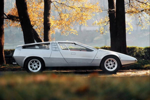 Porsche Tapiro 1970 із дверима «крило чайки»/ Фото: autoweek.com Porsche Tapiro 1970 с дверьми «крыло чайки»/ Фото: autoweek.com