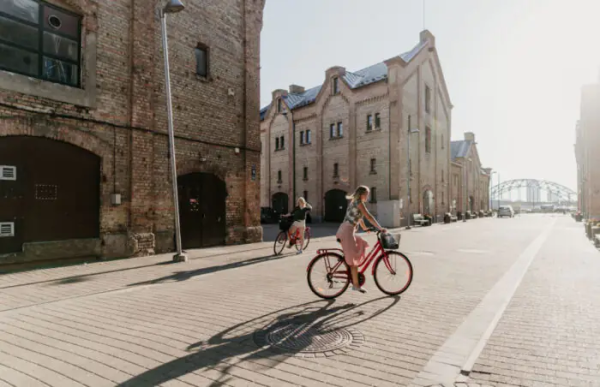 У такому місті машина взагалі може втратити актуальність. /Фото: neighborhood.lv В таком городе машина вообще может потерять актуальность. /Фото: neighborhood.lv
