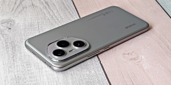 Дизайн та ергономіка Honor 400 Pro: дизайн и эргономика