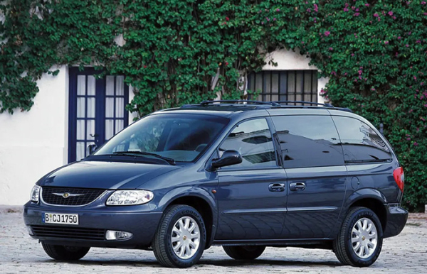 Мінівен Chrysler Voyager Минивэн Chrysler Voyager