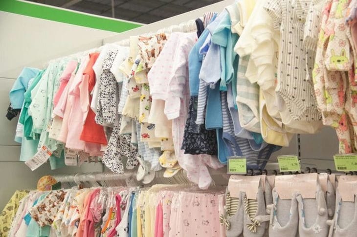 Дитячий одяг та взуття Kapika більше не продаватимуть у Білорусі: ось чому Одежда