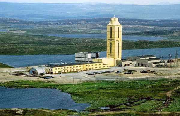 Унікальний радянський науковий центр, який заслужив першість за глибиною буріння. Уникальный советский научный центр, заслуживший первенство по глубине бурения.