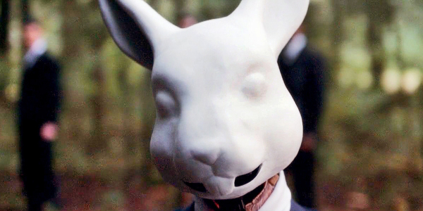 Кадр із міні-серіалу «Аліса в Країні чудес» Кадр из мини-сериала «Алиса в Стране чудес»