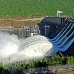 Чому на ГЕС часто видно протікання, і чи безпечно це