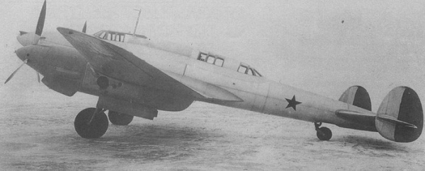 Спершу був ВІ-100. Сначала был ВИ-100.