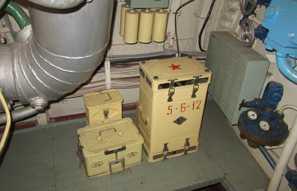 Стара установка регенерації повітря Старая установка регенерации воздуха