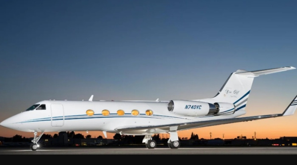 Gulfstream III, комфортний та ефективний Gulfstream III, комфортный и эффективный