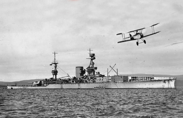 Изначальный линкор Furious