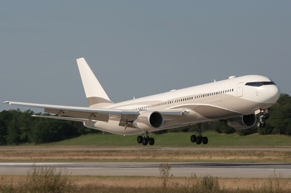 Початкова вартість Boeing 787 Dreamliner становила 153 млн доларів Изначальная стоимость Boeing 787 Dreamliner составляла 153 млн долларов