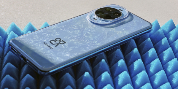 Пластикова рамка Обзор Huawei nova 14 Pro: пластиковая рамка