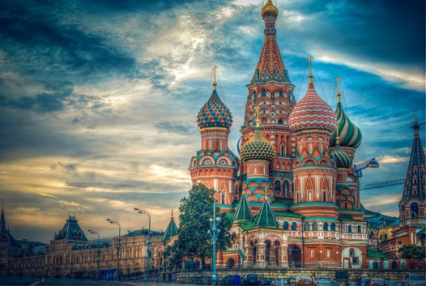Православна перлина у центрі Москви. Православная жемчужина в центре Москвы.
