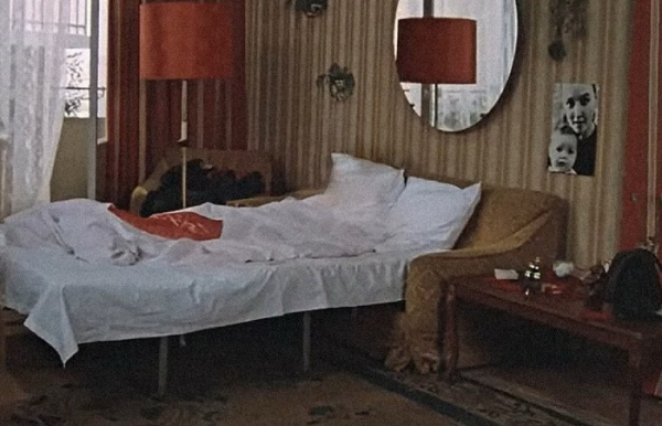 Ромб було зручніше шити. Ромб было удобнее шить.