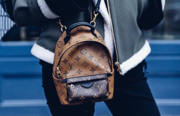 2db2c8b970734423b8bb7aa2c5bd2fa6