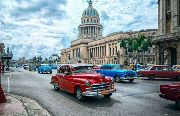 Нельзя просто так взять и приехать.