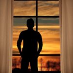 Що не можна обговорювати перед сном: список тем, які зруйнують…