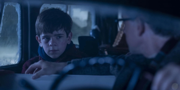 Кадр із серіалу «Воно: Ласкаво просимо до Деррі» Кадр из сериала «Оно: Добро пожаловать в Дерри»