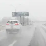 Білоруських водіїв попередили, як поводитись на дорогах під час заморозків:…