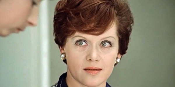 Алиса Фрейндлих в фильме «Служебный роман»