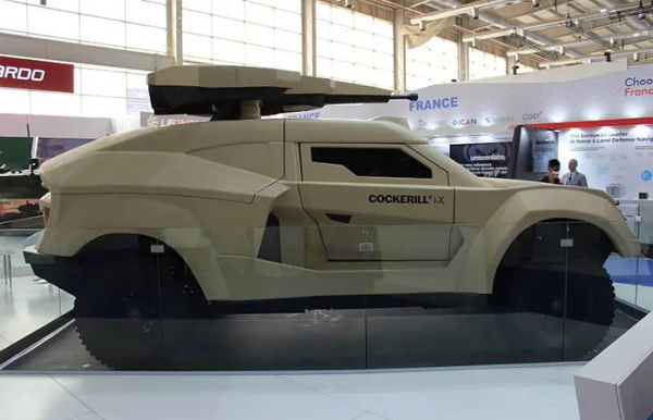 Порівняно з бойовими машинами профіль низький По сравнению с боевыми машинами профиль низкий