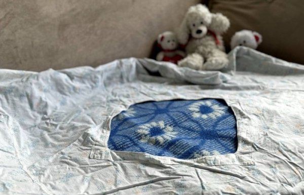 Ці підковдри стали уособленням радянського побуту. Эти пододеяльники стали олицетворением советского быта.