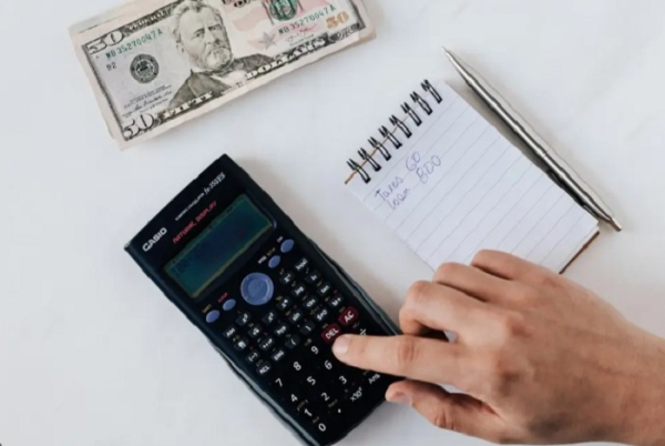 Усвідомлене споживання кермує. Осознанное потребление рулит.