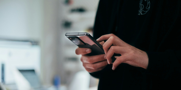 d6a990fa2cb2af1321c2d5d252c28ea9