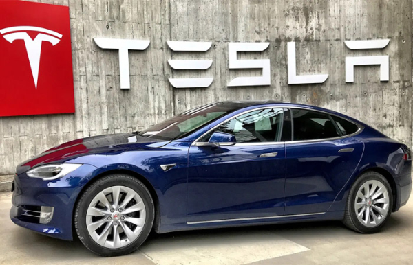 Тесла - гаджет на колесах Тесла - гаджет на колёсах