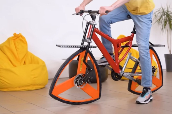 Довольно странный вариант модернизации велосипеда.