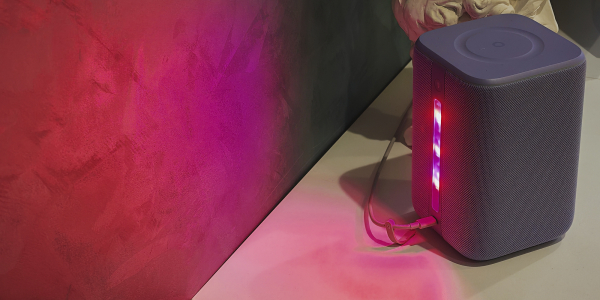 Обзор «Яндекс Станции 3»: эмбиент-подсветка сзади