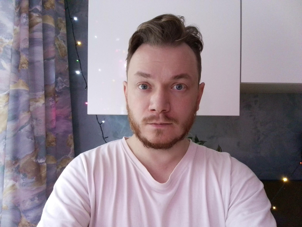 Фото на селфи-камеру