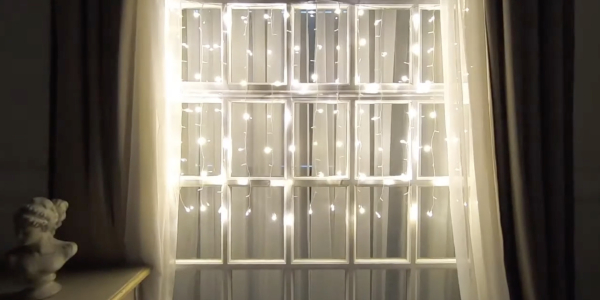 Бахрома, або завіса Какие бывают гирлянды: бахрома, или занавес