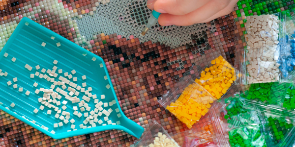 Що таке діамантова мозаїка та як її збирати