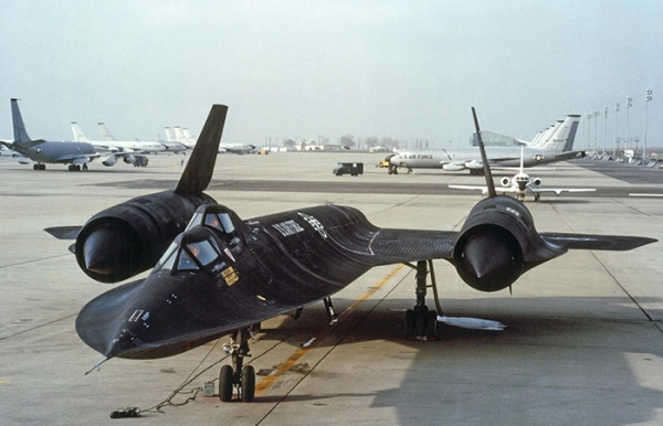 Забруднює смугу./ Фото: key.aero Пачкает полосу./ Фото: key.aero