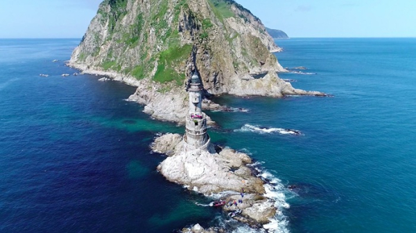 Один из советских атомных маяков на Северо-Восточном проходе. /Фото: bbc.com