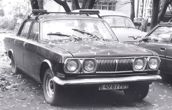 «Чотири очі»: звідки в СРСР бралися дивні ГАЗ-24 з парними&hellip;