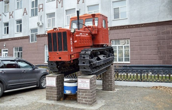 Отличные трактора делали. /Фото: wikimedia.org.