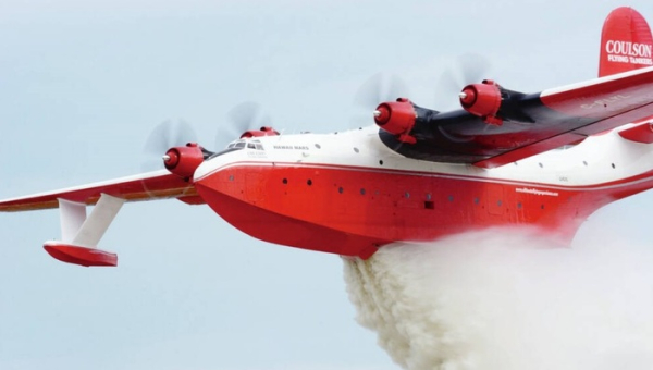 Martin Mars может покрыть водой до 4 га территории. Фото: coastreporter.net