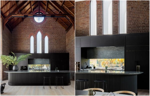 Стильная кухонная зона с островом (The Church Residence).