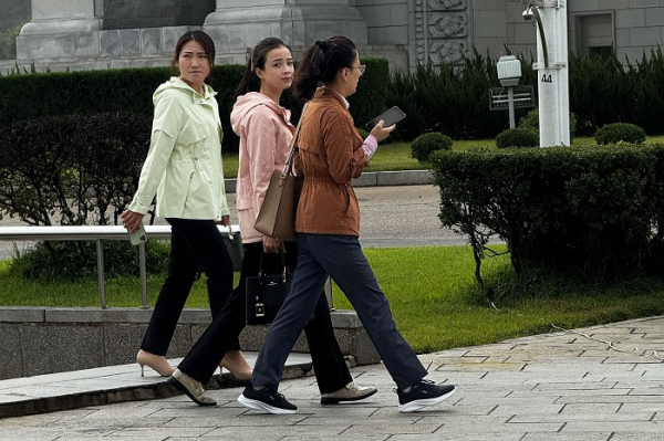 Чому жителі Північної Кореї носять лише чорні джинси і ніколи&hellip;