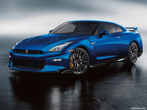 Nissan GT-R NISMO максимально розганявся до 315 км/година. Фото: caricos.com Nissan GT-R NISMO максимально разгонялся до 315 км/час. Фото: caricos.com