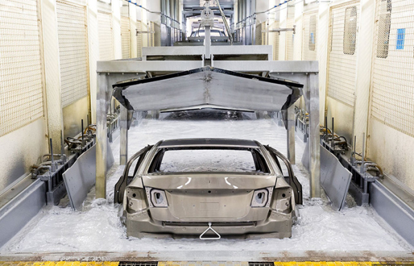 Чому автомобільні кузови більше не мачають у цинкові ванни