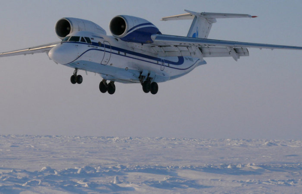 Літак витримує критично низькі температури. / Фото: terra-viva.ru. Самолёт выдерживает критически низкие температуры. /Фото: terra-viva.ru.