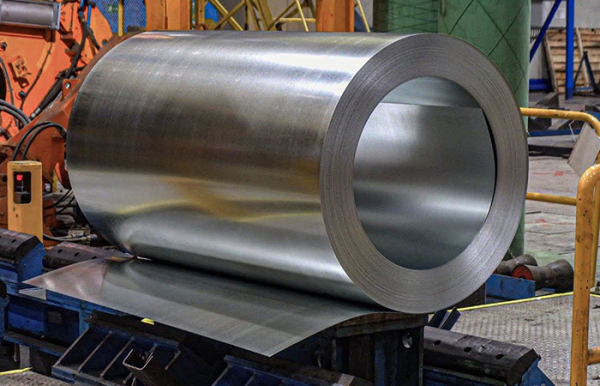 Оцинковка с завода./ Фото: youtube.com