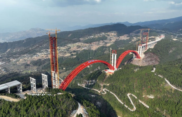 Куди вражаюча робота. /Фото: amusementlogic.ru. Куда более впечатляющая работа. /Фото: amusementlogic.ru.