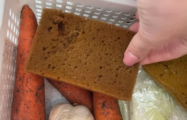 Губка продлит срок хранения овощей.